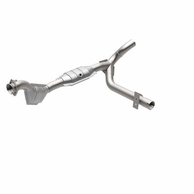 OEM Grade Federal / EPA Compliant Direct-Fit Catalytic Converter <br>2004 Ford F-150 Heritage, 01-02 Expedition 4.6L
