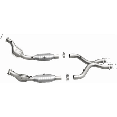 OEM Grade Federal / EPA Compliant Direct-Fit Catalytic Converter <br>99-04 Ford Mustang 4.6L