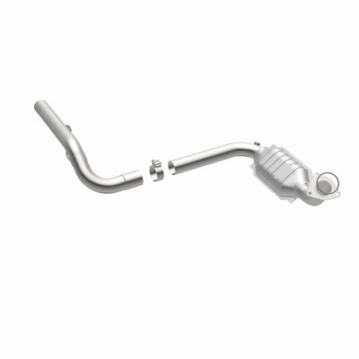 OEM Grade Federal / EPA Compliant Direct-Fit Catalytic Converter <br>03-06 Cadillac Escalade ESV, 2006 Chevy Suburban 1500