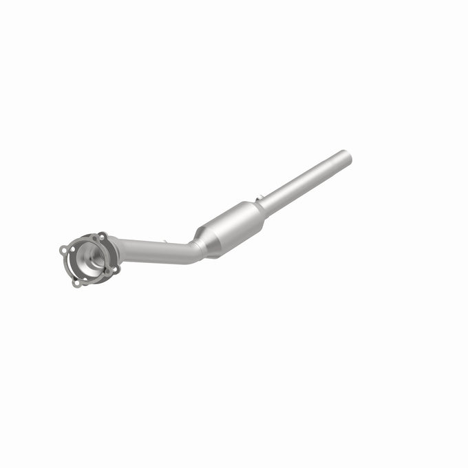 OEM Grade Federal / EPA Compliant Direct-Fit Catalytic Converter <br>99-04 Volkswagen Beetle, 00-05 Jetta, 00-06 Golf 1.8L