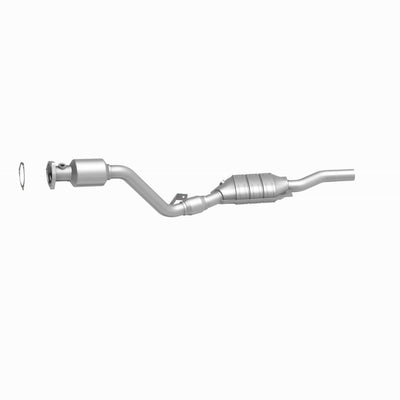 OEM Grade Federal / EPA Compliant Direct-Fit Catalytic Converter <br>00-01 Audi A6, Quattro, 00-05 VW Passat
