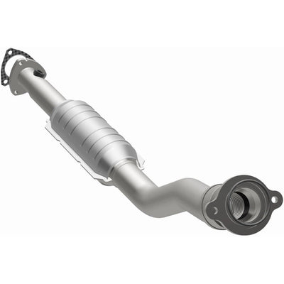 OEM Grade Federal / EPA Compliant Direct-Fit Catalytic Converter <br>97-03 Chevy Malibu, 99-04 Oldsmobile Alero