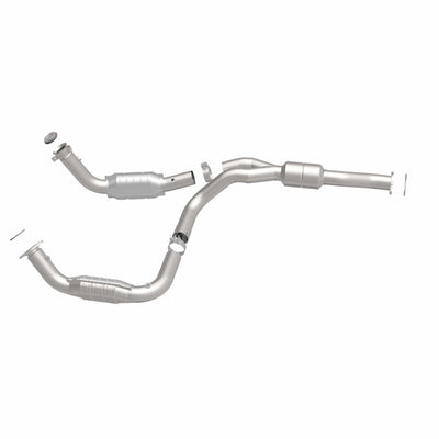 OEM Grade Federal / EPA Compliant Direct-Fit Catalytic Converter <br>12-20 Chevy, GMC Express, Savana 2500-4500