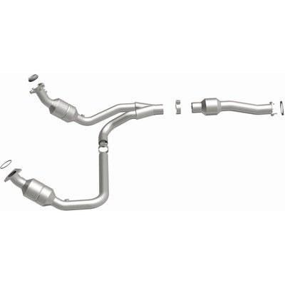 OEM Grade Federal / EPA Compliant Direct-Fit Catalytic Converter <br>09-14 Chevy Express / GMC Savana 1500, 2500, 3500