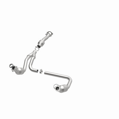 OEM Grade Federal / EPA Compliant Direct-Fit Catalytic Converter <br>09-14 Chevy Express / GMC Savana 1500, 2500, 3500