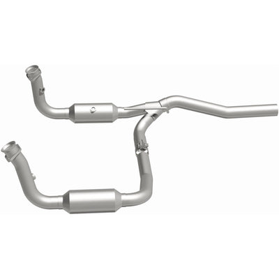 OEM Grade Federal / EPA Compliant Direct-Fit Catalytic Converter <br>09-11 Dodge Nitro, 09-12 Jeep Liberty 3.7L