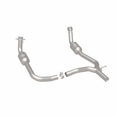 OEM Grade Federal / EPA Compliant Direct-Fit Catalytic Converter <br>09-14 Ford E-150, E-250 4.6L