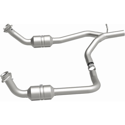 OEM Grade Federal / EPA Compliant Direct-Fit Catalytic Converter <br>09-14 Ford E-150, E-250 4.6L