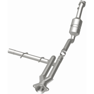 OEM Grade Federal / EPA Compliant Direct-Fit Catalytic Converter <br>11-14 Ford F-150 3.7L
