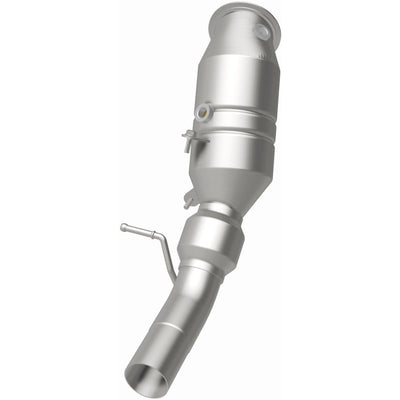 OEM Grade Federal / EPA Compliant Direct-Fit Catalytic Converter <br>13-15 BMW X1, 15-18 X4, 13-17 X3 2.0L