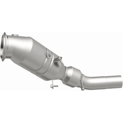 OEM Grade Federal / EPA Compliant Direct-Fit Catalytic Converter <br>13-15 BMW X1, 15-18 X4, 13-17 X3 2.0L