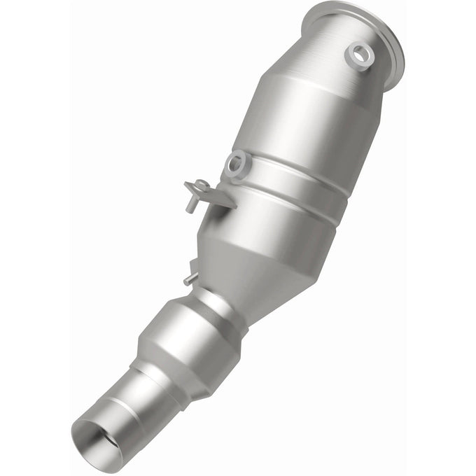 OEM Grade Federal / EPA Compliant Direct-Fit Catalytic Converter <br>14-16 BMW 428i xDrive, 328i GT xDrive 2.0L