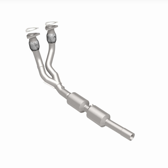 OEM Grade Federal / EPA Compliant Direct-Fit Catalytic Converter <br>02-04 Volkswagen Jetta, Golf 2.8L