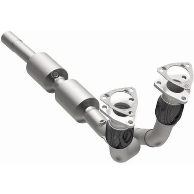 OEM Grade Federal / EPA Compliant Direct-Fit Catalytic Converter <br>02-04 Volkswagen Jetta, Golf 2.8L