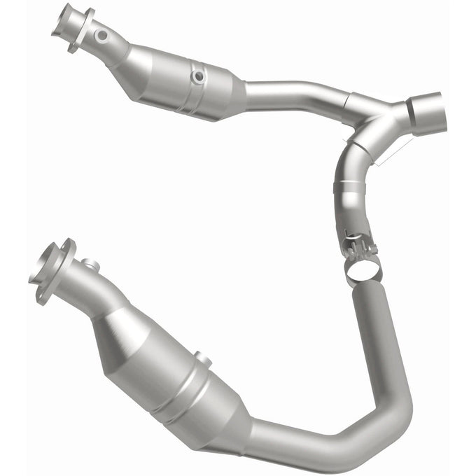 OEM Grade Federal / EPA Compliant Direct-Fit Catalytic Converter <br>06-08 Dodge Ram 1500 3.7L, 4.7L