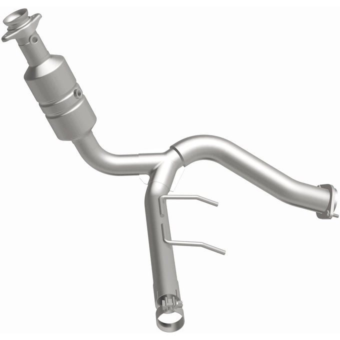 OEM Grade Federal / EPA Compliant Direct-Fit Catalytic Converter <br>09-10 Ford F-150 4.6L