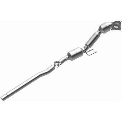 OEM Grade Federal / EPA Compliant Direct-Fit Catalytic Converter <br>09-17 Volkswagen CC, 2010 Passat 2.0L
