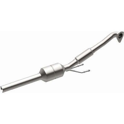 OEM Grade Federal / EPA Compliant Direct-Fit Catalytic Converter <br>98-06 Volkswagen Beetle, 99-05 Jetta, 99-06 Golf 1.9L