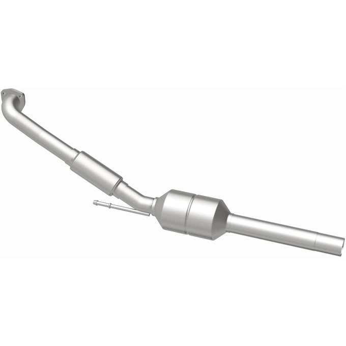 OEM Grade Federal / EPA Compliant Direct-Fit Catalytic Converter <br>98-06 Volkswagen Beetle, 99-05 Jetta, 99-06 Golf 1.9L