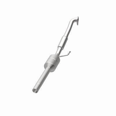 OEM Grade Federal / EPA Compliant Direct-Fit Catalytic Converter <br>98-06 Volkswagen Beetle, 99-05 Jetta, 99-06 Golf 1.9L