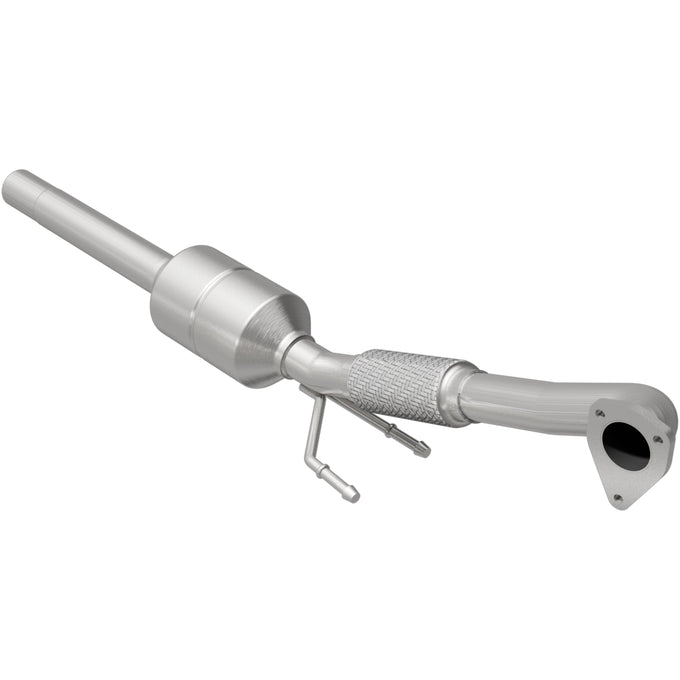 OEM Grade Federal / EPA Compliant Direct-Fit Catalytic Converter <br>98-06 Volkswagen Beetle, 99-05 Jetta, 99-06 Golf 1.9L