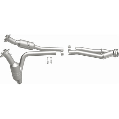 OEM Grade Federal / EPA Compliant Direct-Fit Catalytic Converter <br>15-19 Ford Transit-150, Transit-250, Transit-350 3.7L