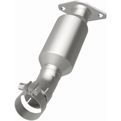 OEM Grade Federal / EPA Compliant Direct-Fit Catalytic Converter <br>12-19 Toyota Prius C 1.5L