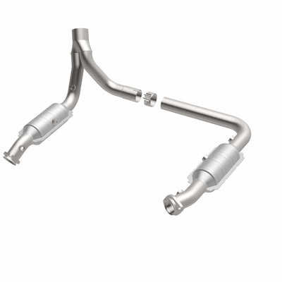 OEM Grade Federal / EPA Compliant Direct-Fit Catalytic Converter <br>07-08 Dodge Ram 1500 5.7L