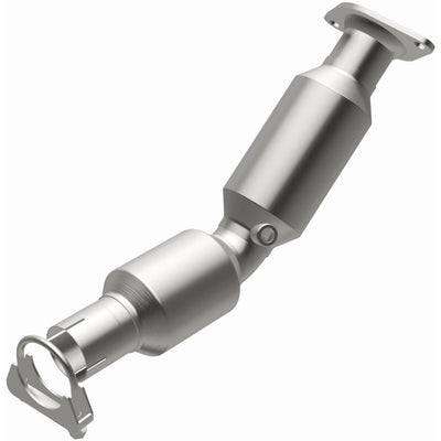 OEM Grade Federal / EPA Compliant Direct-Fit Catalytic Converter <br>10-15 Toyota Prius, 12-15 Plug-In 1.8L