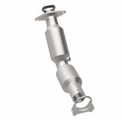 OEM Grade Federal / EPA Compliant Direct-Fit Catalytic Converter <br>10-15 Toyota Prius, 12-15 Plug-In 1.8L