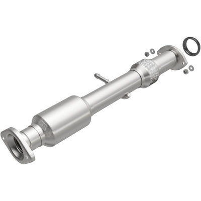 OEM Grade Federal / EPA Compliant Direct-Fit Catalytic Converter <br>14-16 Toyota Highlander 3.5L