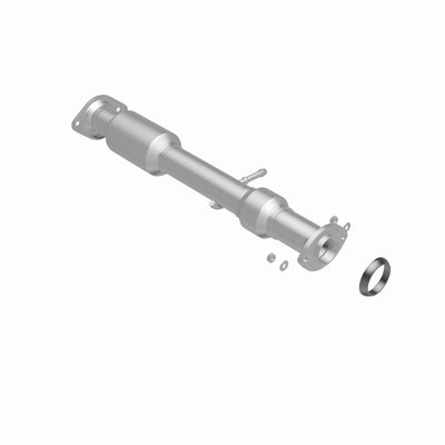 OEM Grade Federal / EPA Compliant Direct-Fit Catalytic Converter <br>14-16 Toyota Highlander 3.5L