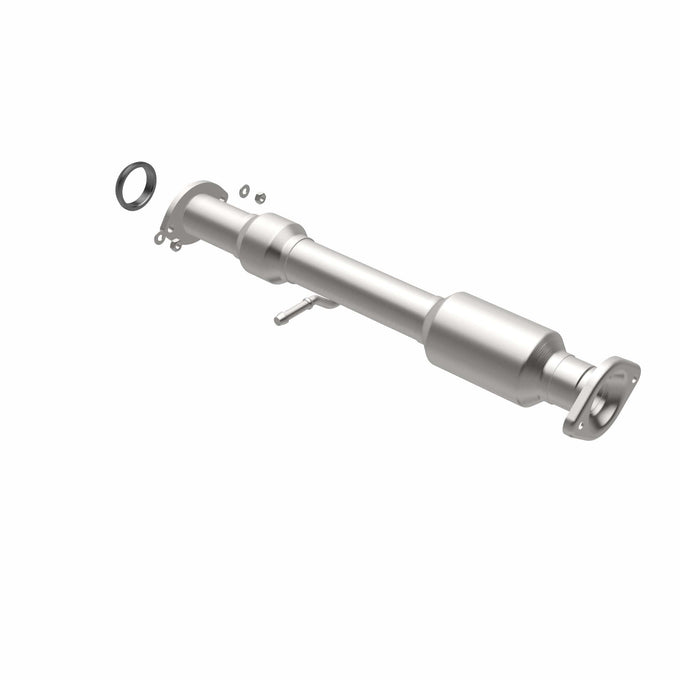 OEM Grade Federal / EPA Compliant Direct-Fit Catalytic Converter <br>14-16 Toyota Highlander 3.5L