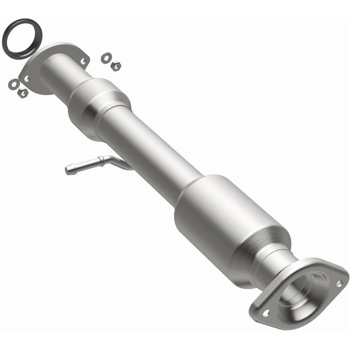 OEM Grade Federal / EPA Compliant Direct-Fit Catalytic Converter <br>14-16 Toyota Highlander 3.5L