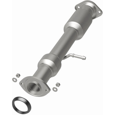 OEM Grade Federal / EPA Compliant Direct-Fit Catalytic Converter <br>14-16 Toyota Highlander 3.5L
