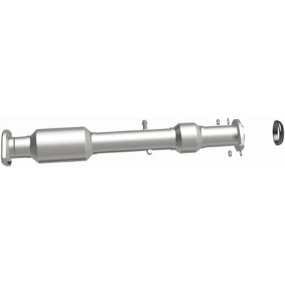 OEM Grade Federal / EPA Compliant Direct-Fit Catalytic Converter <br>14-16 Toyota Highlander 3.5L