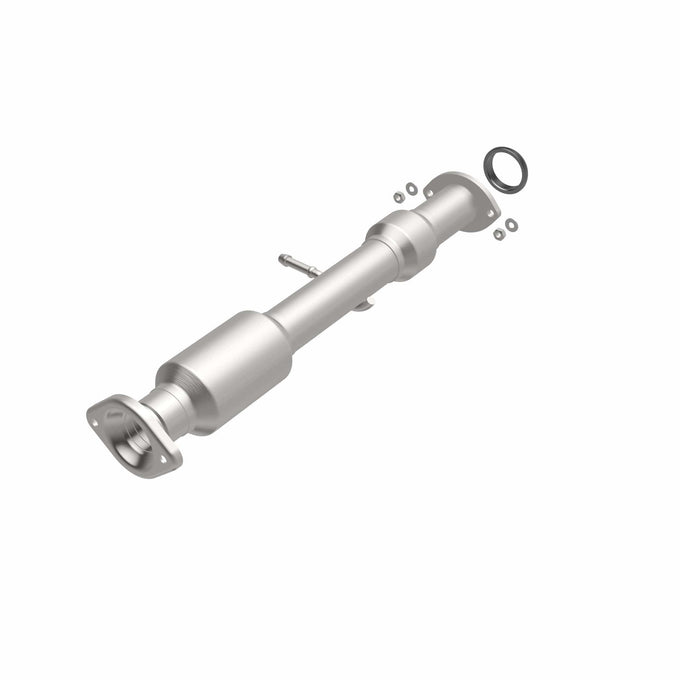 OEM Grade Federal / EPA Compliant Direct-Fit Catalytic Converter <br>14-16 Toyota Highlander 3.5L