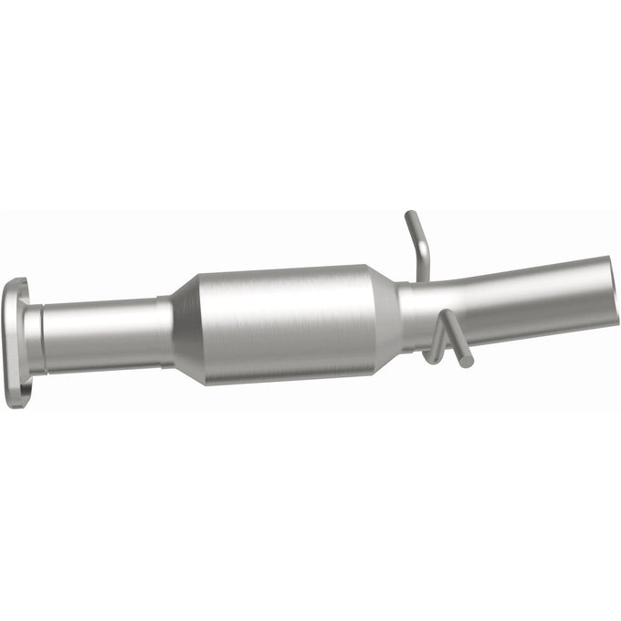 OEM Grade Federal / EPA Compliant Direct-Fit Catalytic Converter <br>11-13 Toyota Highlander 3.5L