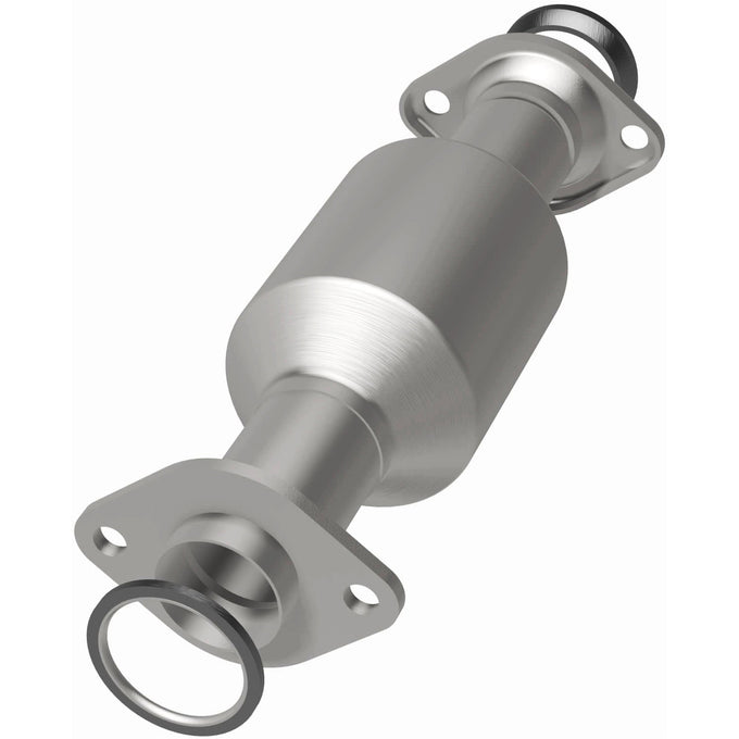 OEM Grade Federal / EPA Compliant Direct-Fit Catalytic Converter <br>11-16 Toyota Sienna 3.5L