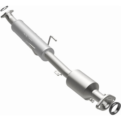 OEM Grade Federal / EPA Compliant Direct-Fit Catalytic Converter <br>07-10 Toyota Sienna 3.5L