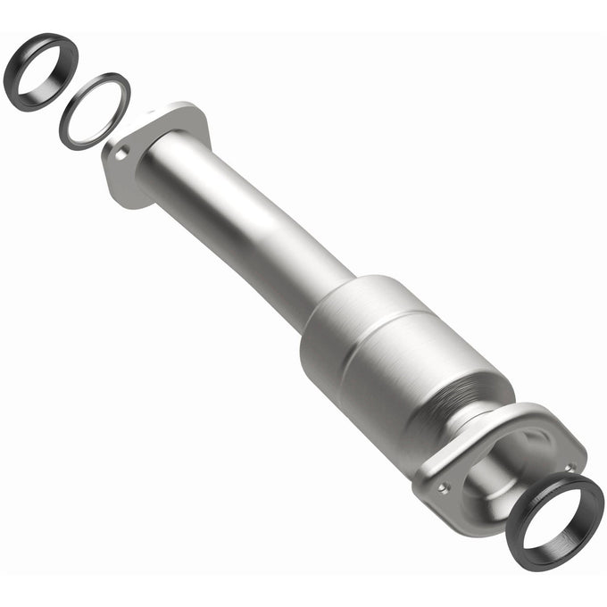 OEM Grade Federal / EPA Compliant Direct-Fit Catalytic Converter <br>11-16 Toyota Sienna 3.5L