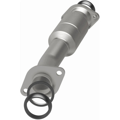 OEM Grade Federal / EPA Compliant Direct-Fit Catalytic Converter <br>11-16 Toyota Sienna 3.5L