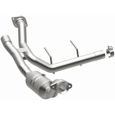 OEM Grade Federal / EPA Compliant Direct-Fit Catalytic Converter <br>17-18 Ford F-150 3.5L