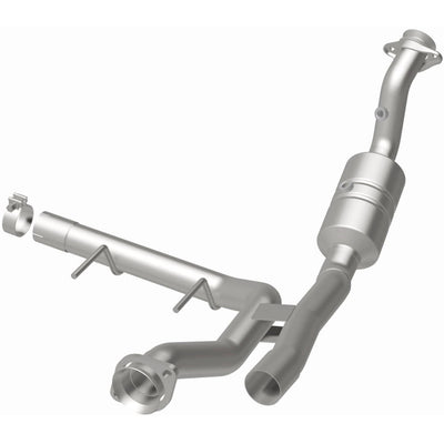 OEM Grade Federal / EPA Compliant Direct-Fit Catalytic Converter <br>17-18 Ford F-150 3.5L