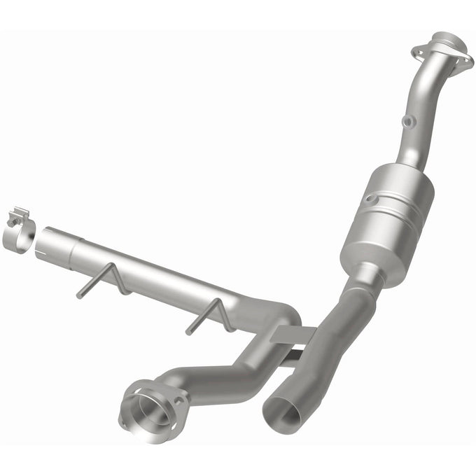 OEM Grade Federal / EPA Compliant Direct-Fit Catalytic Converter <br>17-18 Ford F-150 3.5L