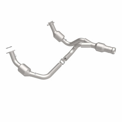 OEM Grade Federal / EPA Compliant Direct-Fit Catalytic Converter <br>11-14 Cadillac Escalade ESV, GMC Yukon 6.2L