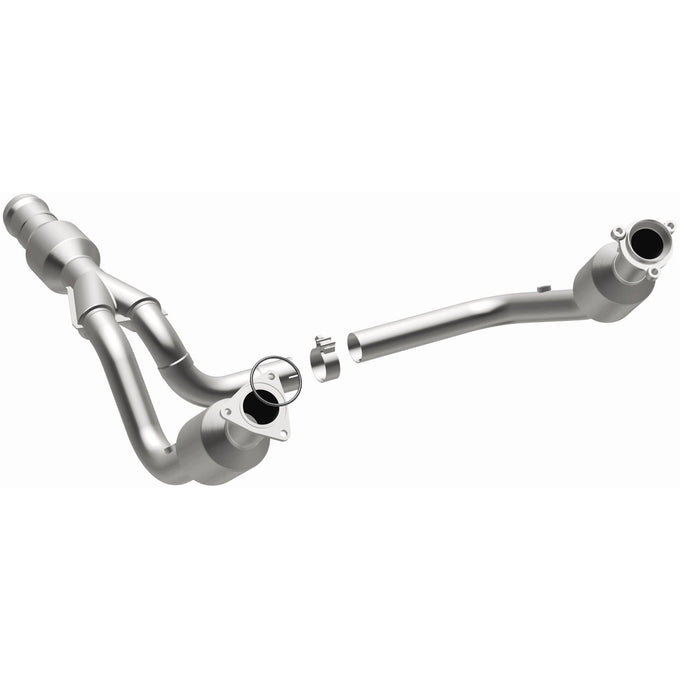 OEM Grade Federal / EPA Compliant Direct-Fit Catalytic Converter <br>15-20 Cadillac Escalade ESV, GMC Yukon 6.2L