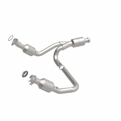 OEM Grade Federal / EPA Compliant Direct-Fit Catalytic Converter <br>16-18 Chevy Silverado / GMC Sierra 1500
