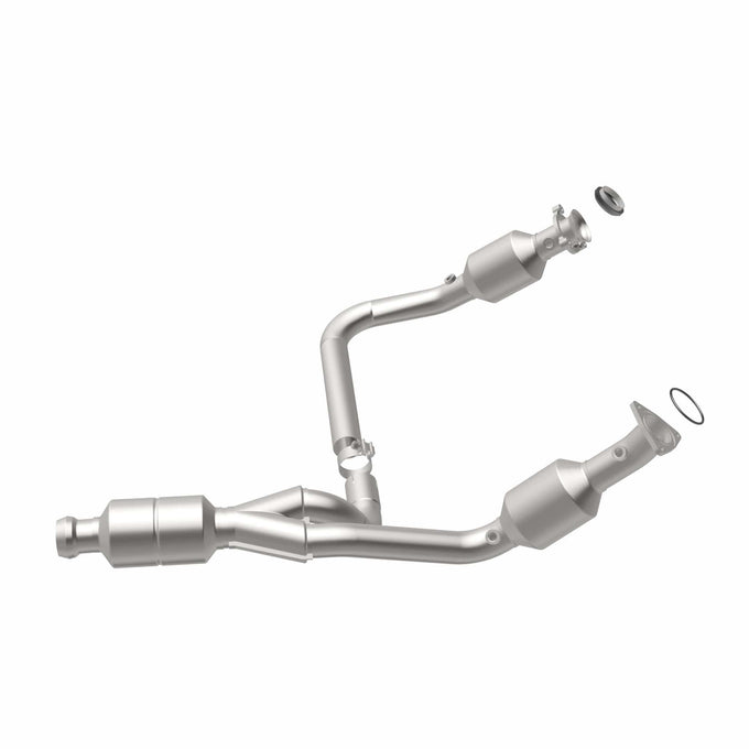 OEM Grade Federal / EPA Compliant Direct-Fit Catalytic Converter <br>16-18 Chevy Silverado / GMC Sierra 1500