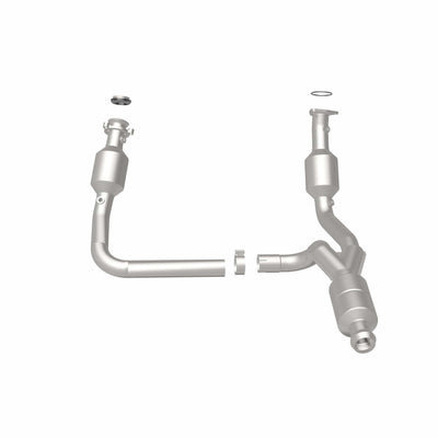 OEM Grade Federal / EPA Compliant Direct-Fit Catalytic Converter <br>16-18 Chevy Silverado / GMC Sierra 1500